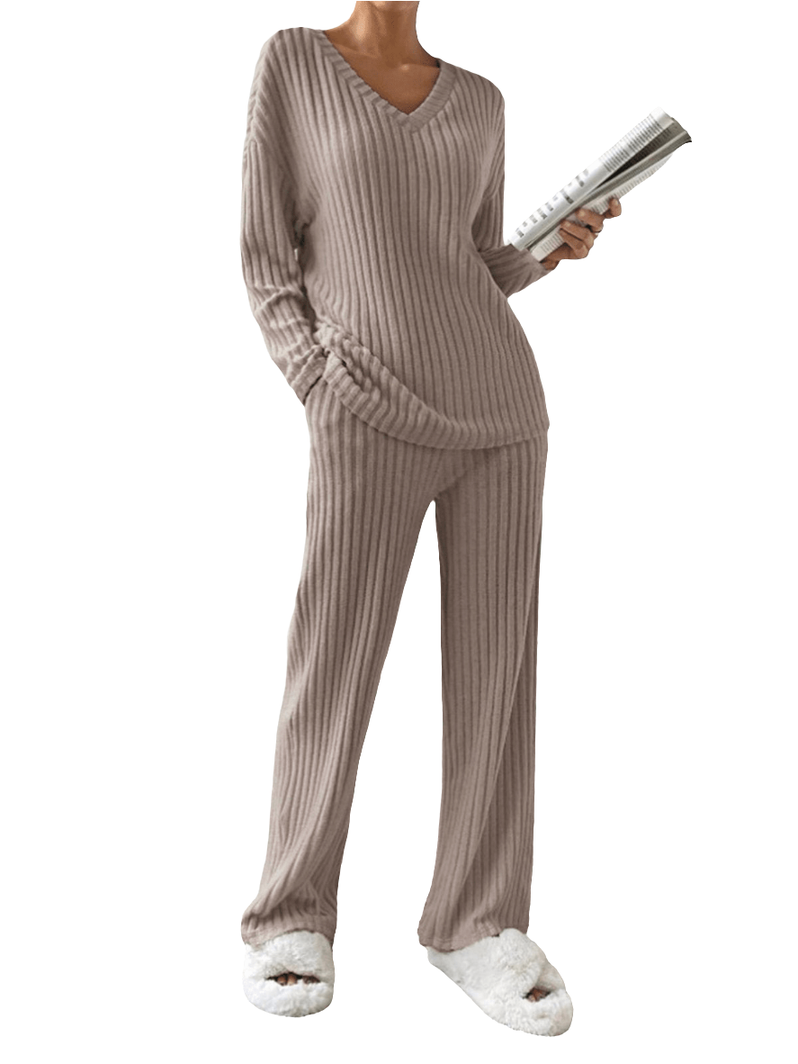 FENNA | COSY & COMFORTABLE TWO-PIECE SET