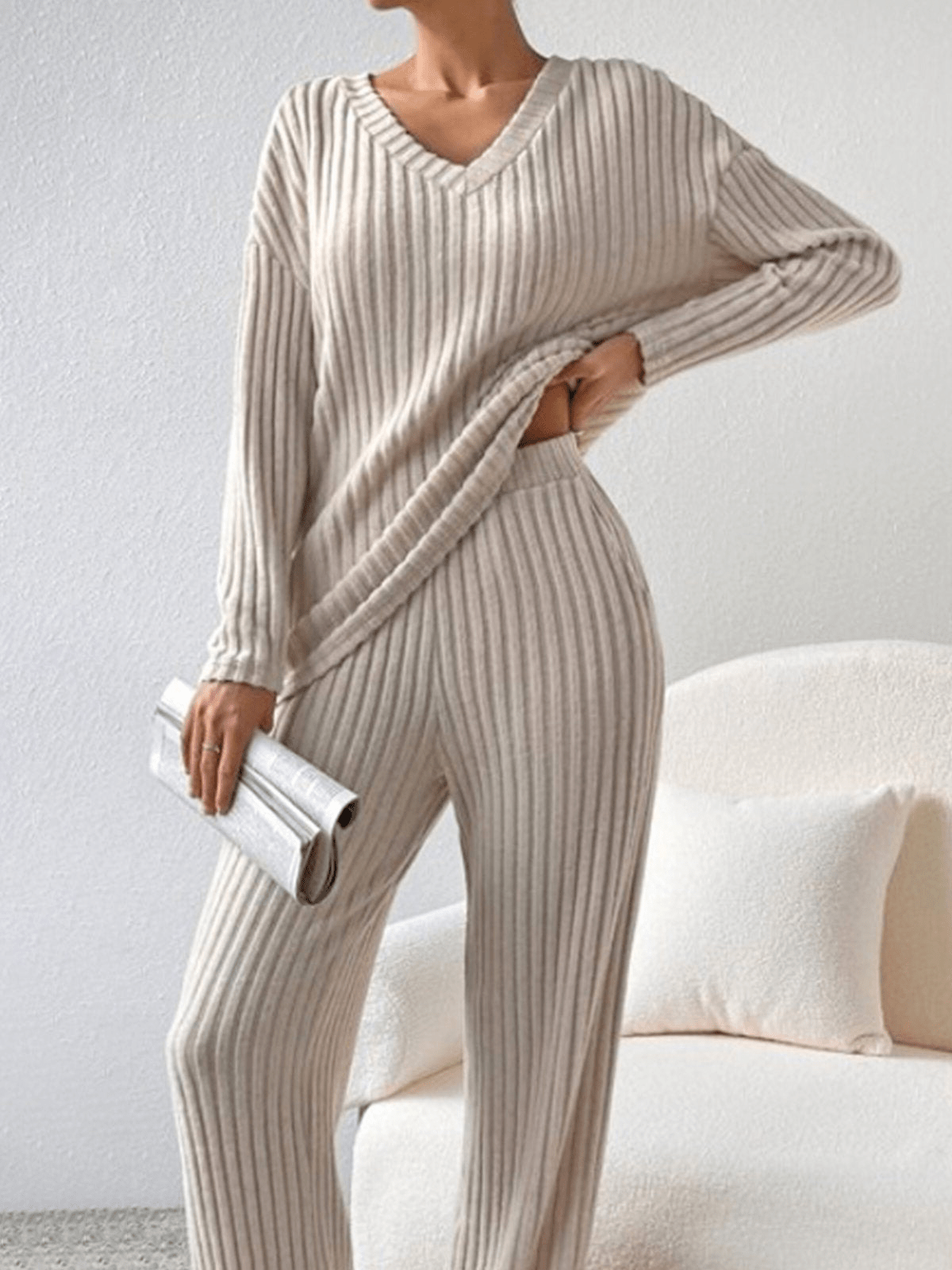 FENNA | COSY & COMFORTABLE TWO-PIECE SET